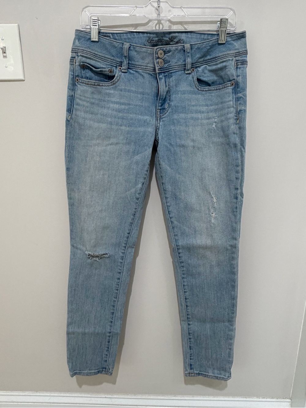 American Eagle Jeans Womens Size 8 Blue Skinny Stretch Mid Rise Denim Distressed